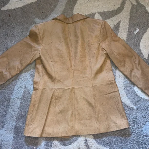 Vintage Classiques Entier 100% Leather Tan Jacket Blazer Women’s size 6 - Picture 5 of 9